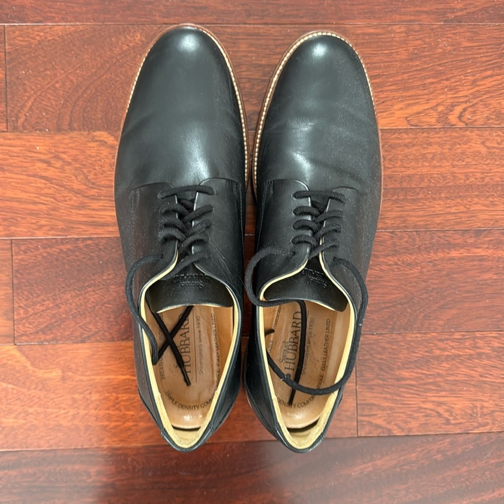 Samuel Hubbard dress shoes. Size 13 M.